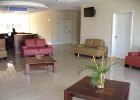 Oficina en Venta Clinica España – Cuenca $16,500