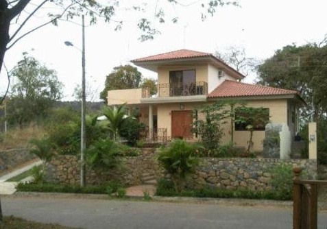 Casa en Venta – Lago de Capeira