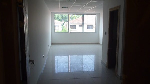 Oficina en Alquiler – Samborondon Business Center